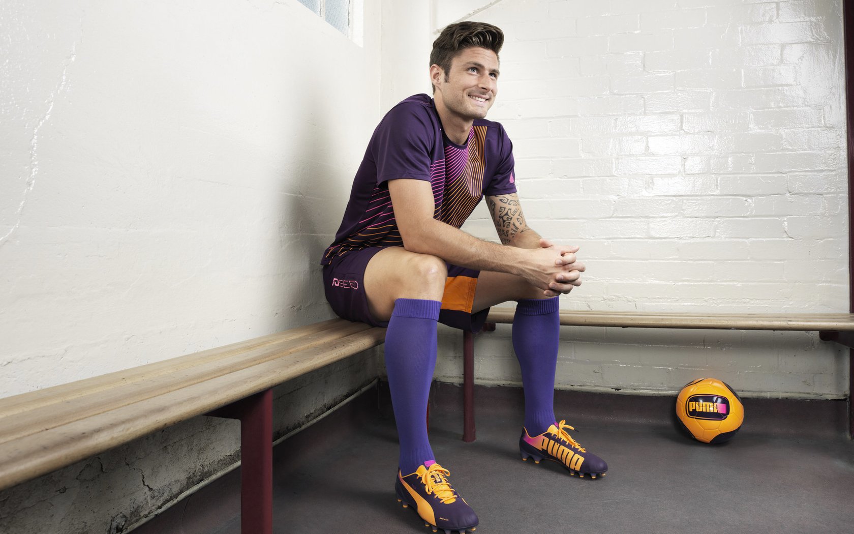 开云娱乐官网-“胡利安·门德斯的无畏精神和出色球技，帮助阿根廷美洲狮队崛起”